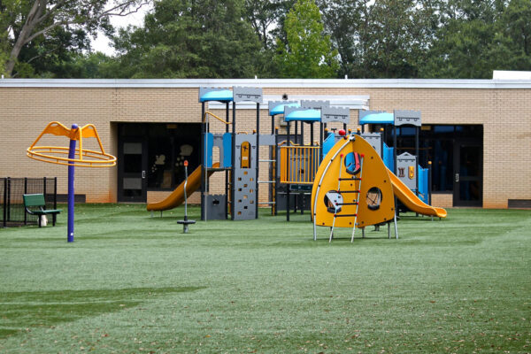  Pine-Street-Elementary-School-Playground-Spartanburg-SC_4